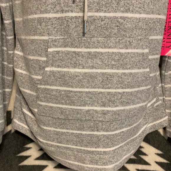 🆕Angel Kiss LongSleeve Maternity Hood Gray/White - Picture 3 of 16